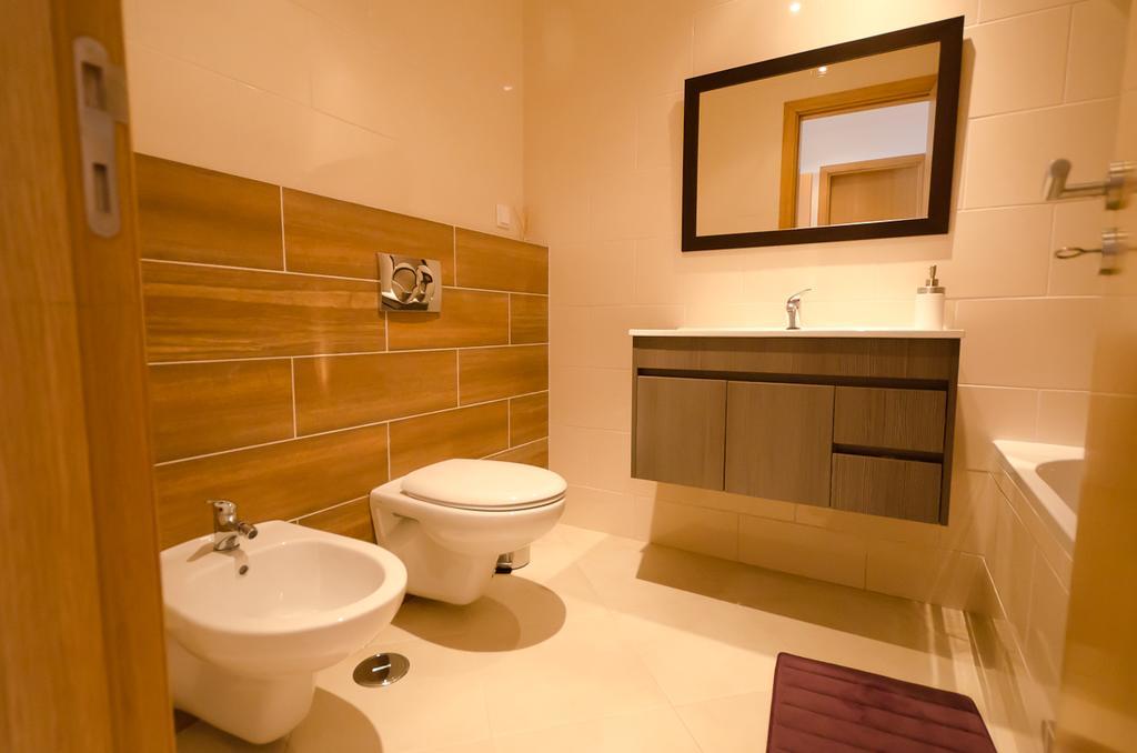 Modern 2 Bed Apartment 5Km Carvoeiro Lagoa  Eksteriør bilde